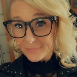 Meet your Posher, Jacqueline